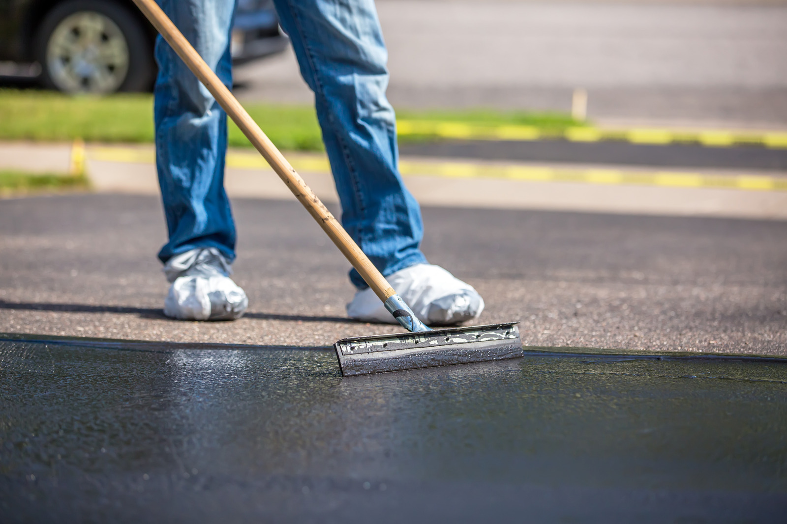 A Layer of Protection from the Elements: What is Pavement Sealcoating?